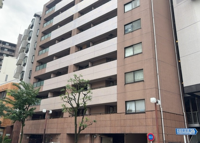 眺望の良さを楽しめるダイニングキッチンで家族団らんの時間を過ごしてはいかがでしょうか。バルコニーから見える景色を家族で眺める時間は、時間が経つのを忘れてしまいそうですね。是非、現地を見に行きましょう！