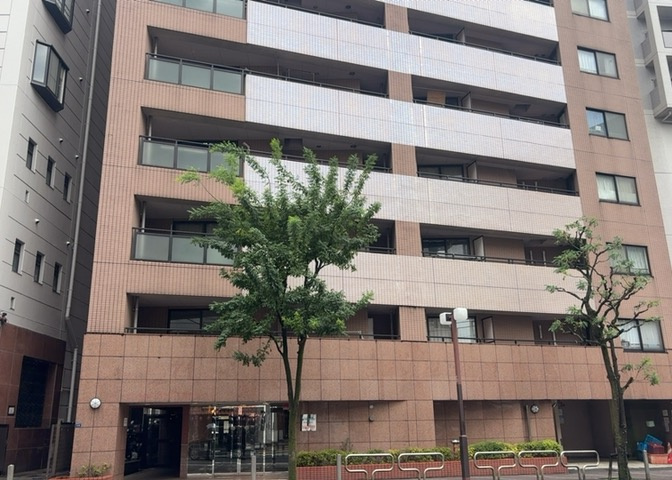ＳＲＣ造は強度や耐震性の面でもRC造と比べて優れています。そのため、10階建以上の高層または超高層マンションなどの建築にも多く採用されています。柱や梁などのサイズが小さくても高い耐震性を確保できます。