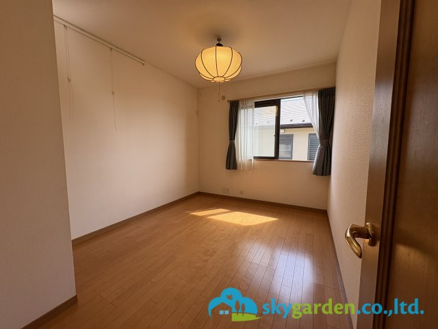 お子さんのいるうちは子供部屋に使ってはいかがでしょうか