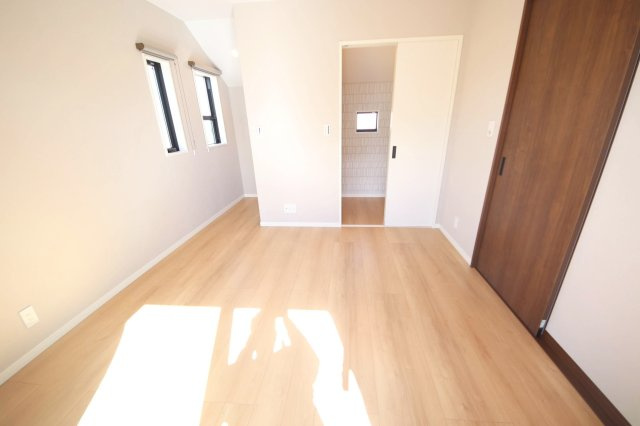全居室二面採光！どの居室も風通しが良く快適に過ごせます