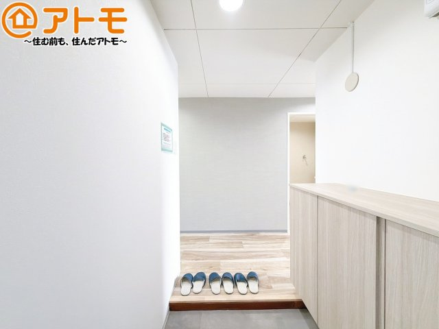 玄関は収納付きで使い勝手良好♪見た目もすっきり♪