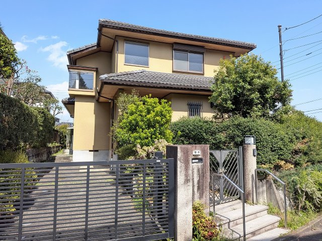 ～内外装フルリノベ中　敷地78坪超・建物49坪超の邸宅です～