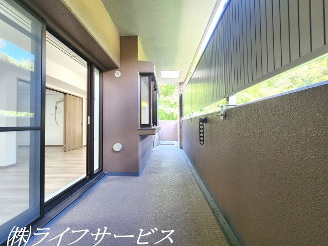 バルコニーにはスロップシンクあり