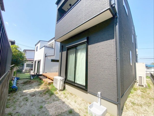 多目的に利用可能なお庭です！