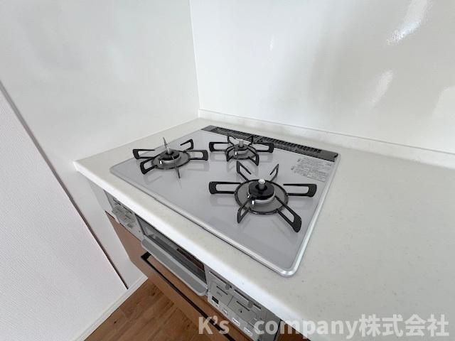 三口ガスコンロでお料理の幅が広がります◇