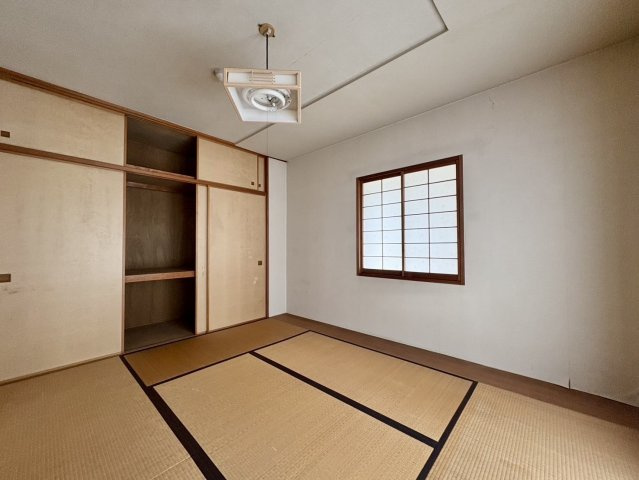 い草の香りが落ち着く素敵な和室です！