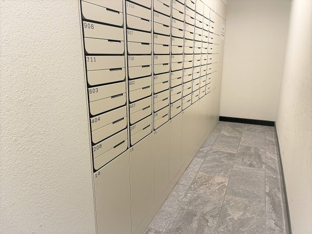 ～不在時の荷物受け取りに大変便利な宅配BOX～