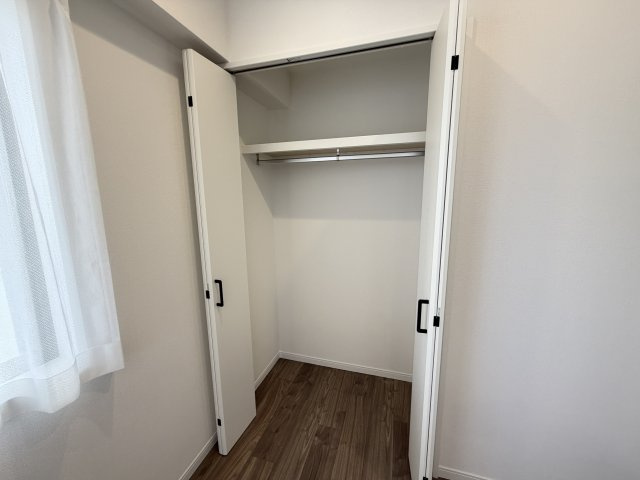 各居室に収納がついており、家族で使い分けしやすくなっています。　