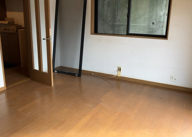 リビングの間取りの種類は大きくわけてリビングとダイニングが別になっているタイプ、リビングダイニング一体型です。どちらも一長一短ですので、家を選ぶ時はその両面をチェックして決めるようにしましょう。