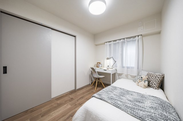 約5.8帖の洋室　※家具は含まれません