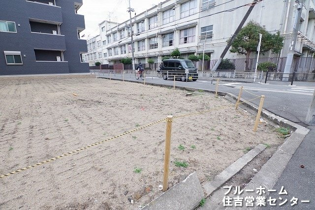 外観：327002163247