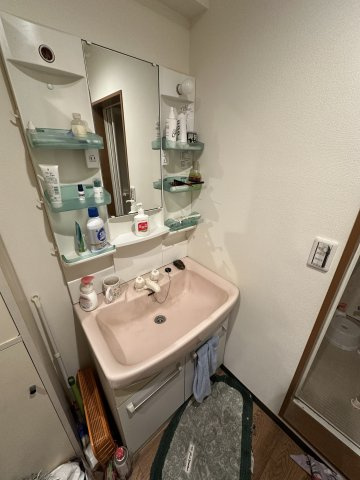 独立洗面台