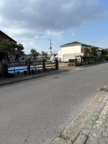 23-10、11前面道路
