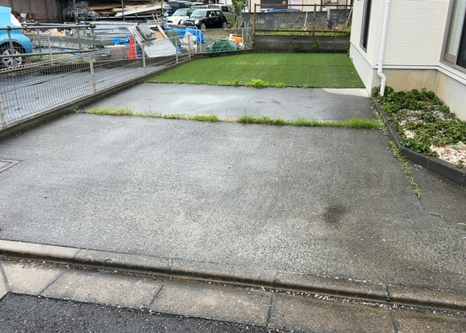 眺望を気にして物件を探す場合、前面に建物が建っていないか現地で確認しましょう！前面に建物があると景色はもちろん、日当たりや風通しにも影響が出てきます。住んだ時のことを想像しながら現地見学をしましょう。