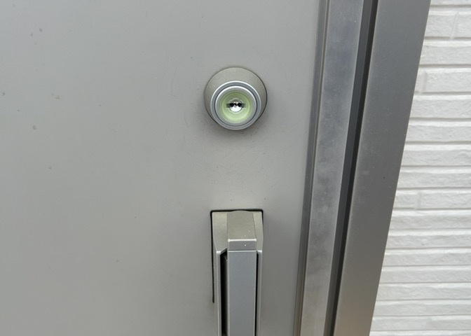 当然のことではありますが、オートロックやセンサーライト、ホームセキュリティーなどの防犯設備があれば、小さいお子様がいるご家庭も安心ですよね！まず物件購入の際は、防犯設備もチェックするようにしましょう。