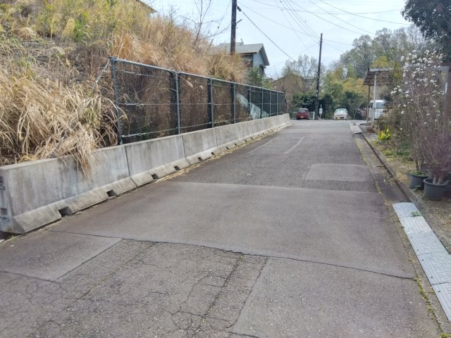 国道136号線まで車で5分です。多方面へのアクセス良好です。