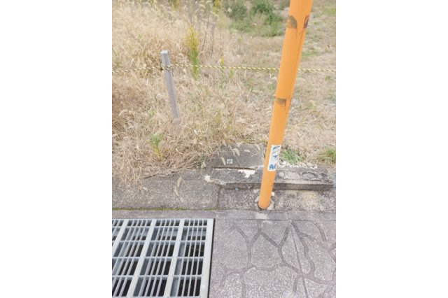 カーブミラー　