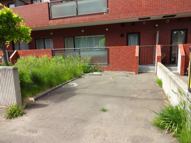 駐車場に車を止められます
