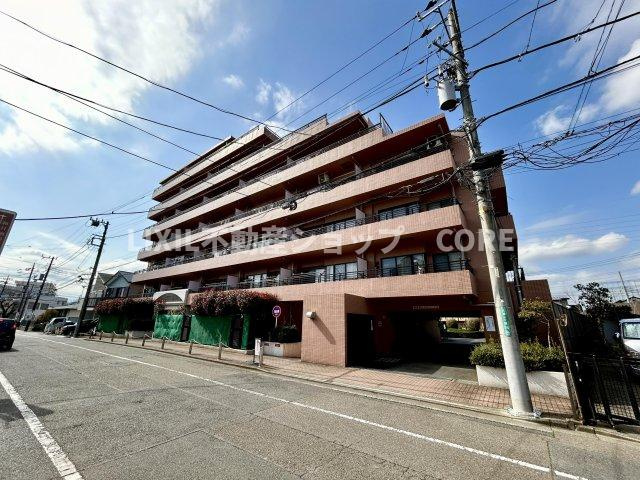 見学はしたいけど見に行く暇がないという方、仕事終わり等にご見学が出来るようサポートします。