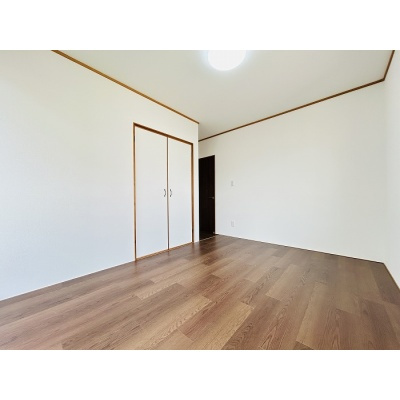 家具の配置もしやすい、ゆとりある洋室空間！