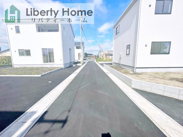 前面道路含む現地写真
