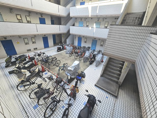 駐輪場