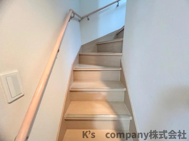 手すり付きの階段☆