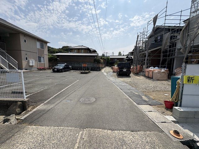 現地写真。前面道路です。
