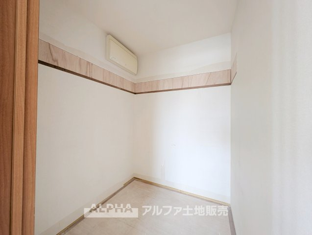 【Go　filled　with　memories】　◆ありったけの◆住空間をよりよくするためには大切な収納スペース。時が経ち思い出がここに詰まっていく。※工事中