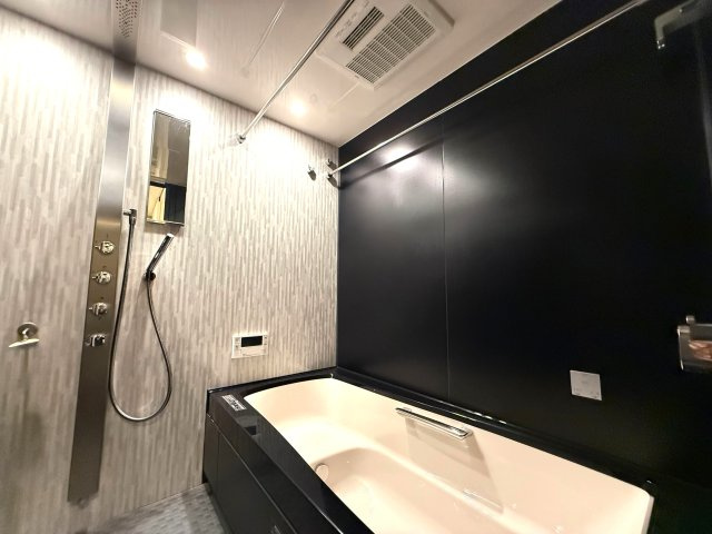 【浴室】追い炊き機能完備で快適にお過ごしいただけます☆