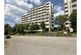 南大沢学園・萌樹の丘の外観