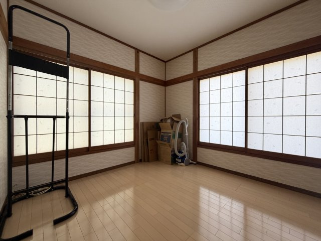 2階の4.5帖洋室です。