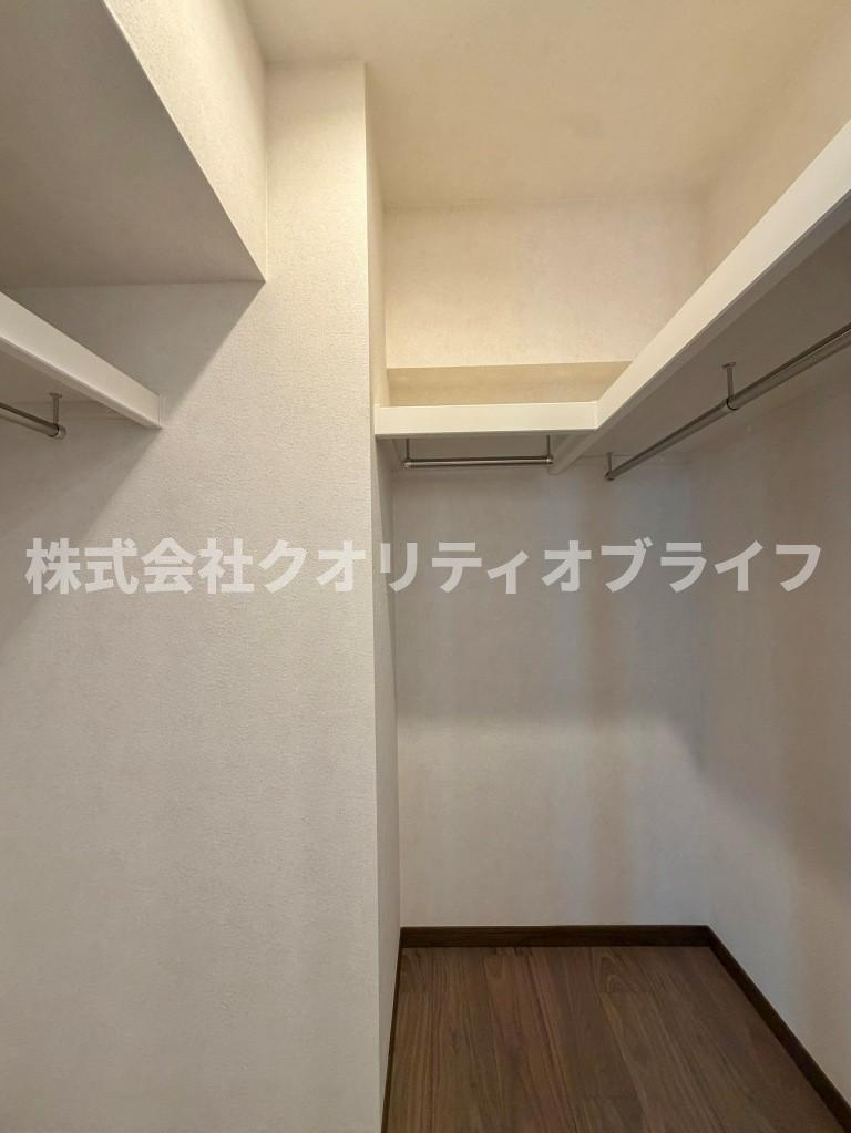 充分な広さのウォークインクローゼット
