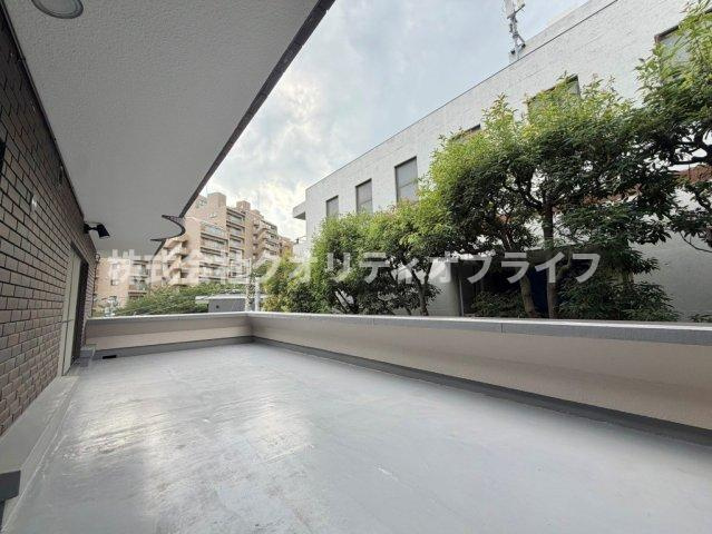ルーフバルコニー19.11平米がございます