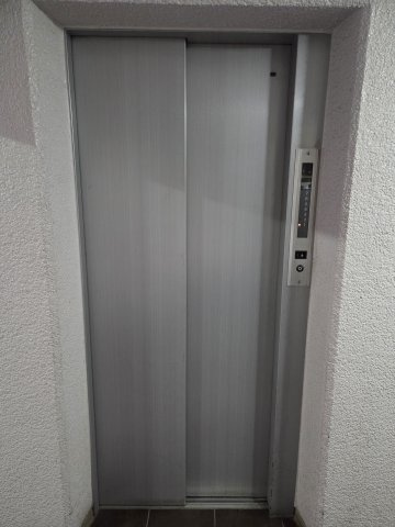 エレベーターです