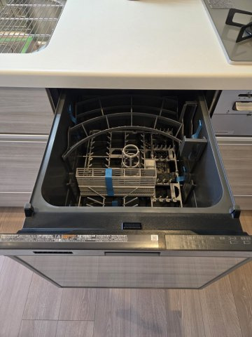 便利な食洗機も新設です