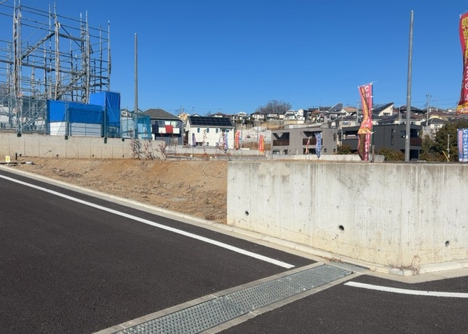最寄り駅が近いなどの交通アクセスが良い土地だと暮らしやすいですよね。通勤・通学の観点から土地を選ぶことも大切です！自身や家族のライフワークからあったの物件を探しましょう！当社営業がお力になります！