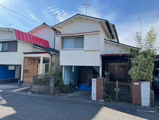 間口は約8ｍ