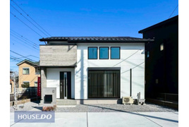 エムグラッド　小山市神鳥谷　1号棟の外観