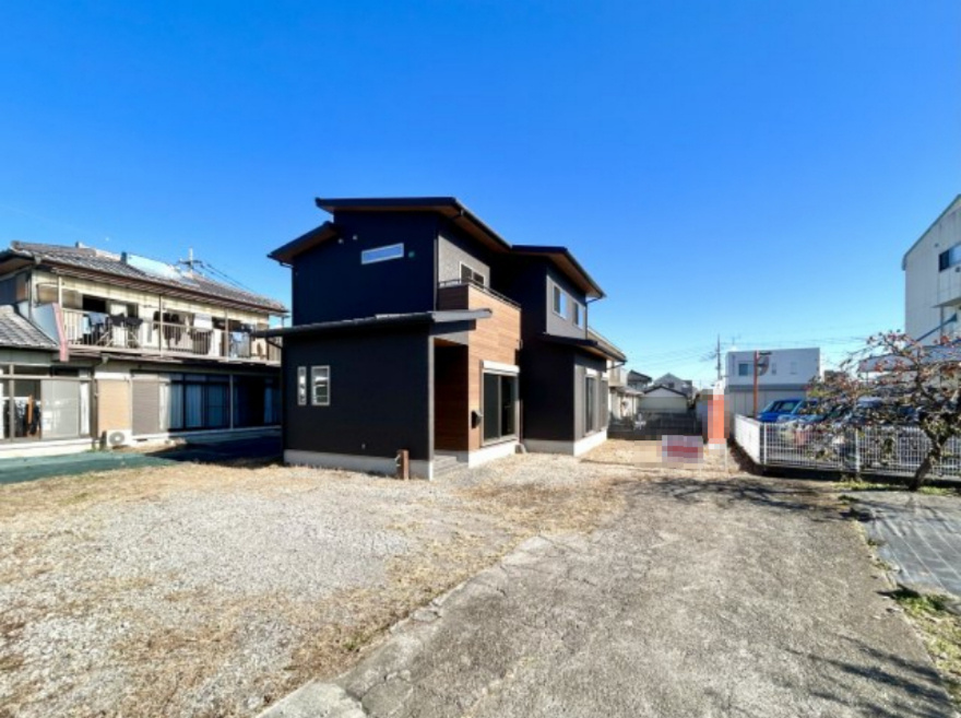 ■外観｜特徴のある個性的な住まいと美しい街並み、そして住みやすい環境を、ぜひ現地でご覧になりませんか。お気軽にお問合せください(^^)　　