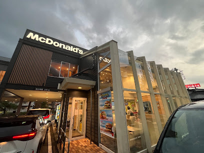 マクドナルド多摩ニュータウン通り店まで徒歩3分