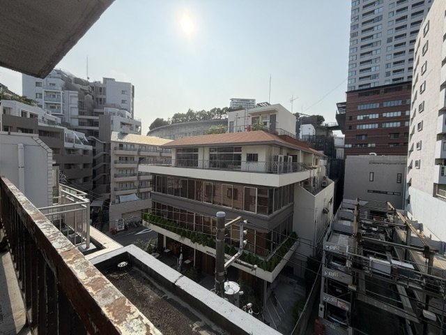 前面建物が離れていて眺望良好