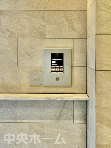 【オートロック】オートロックシステムでセキュリティ充実。当たり前ですが、安全で安心して暮らすのって大事ですよね。お探しのご条件でオートロック付きの物件を探す方も多いですがやはりセキュリティは大事です。