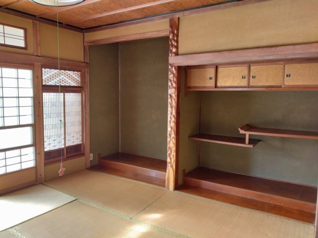 1階　和室8帖