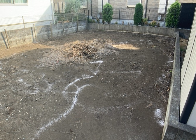 物件の詳細については、現地を見てわかること以外に、役所や法務局などで調べないとわからないことがあります。そのため、現地に行く場合は、もしこの物件を買ったらどのような生活ができるかをイメージしましょう。