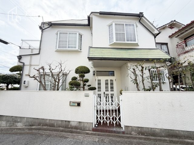 外観：328000615097