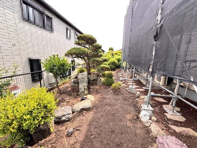敷地南側には広めのお庭スペースがあります