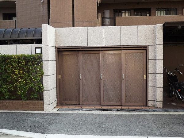 ゴミ置き場