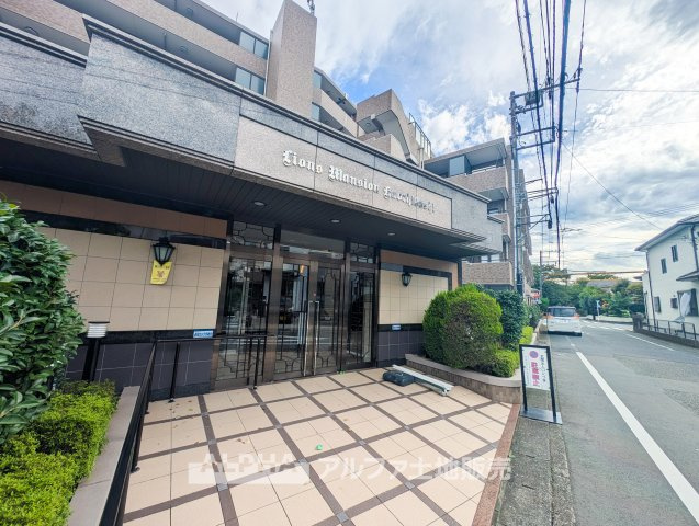【Renovated　Home】◆新規リノベーション◆室内を新しく整えて生まれ変わる3LDK。新生活を気持ちよくスタートできる住まいです。