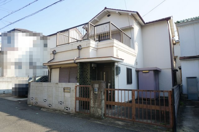 外観：328000623016